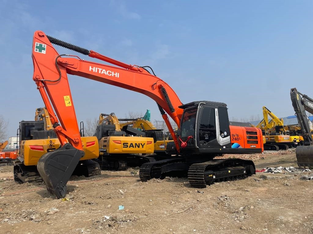 Hitachi ZX 240 - Bager guseničar: slika 4 Hitachi ZX 240 - Bager guseničar: slika 4