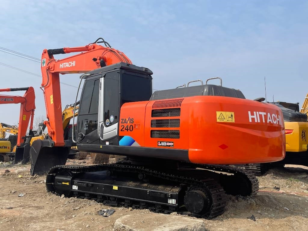 Hitachi ZX 240 - Bager guseničar: slika 5 Hitachi ZX 240 - Bager guseničar: slika 5