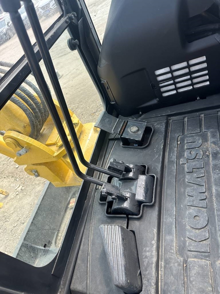 Bager guseničar Komatsu 40MR: slika 7