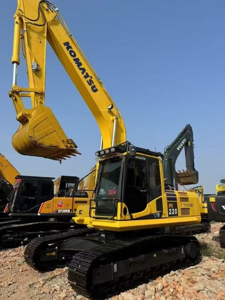 Komatsu PC 220-8 - Bager guseničar: slika 3 Komatsu PC 220-8 - Bager guseničar: slika 3
