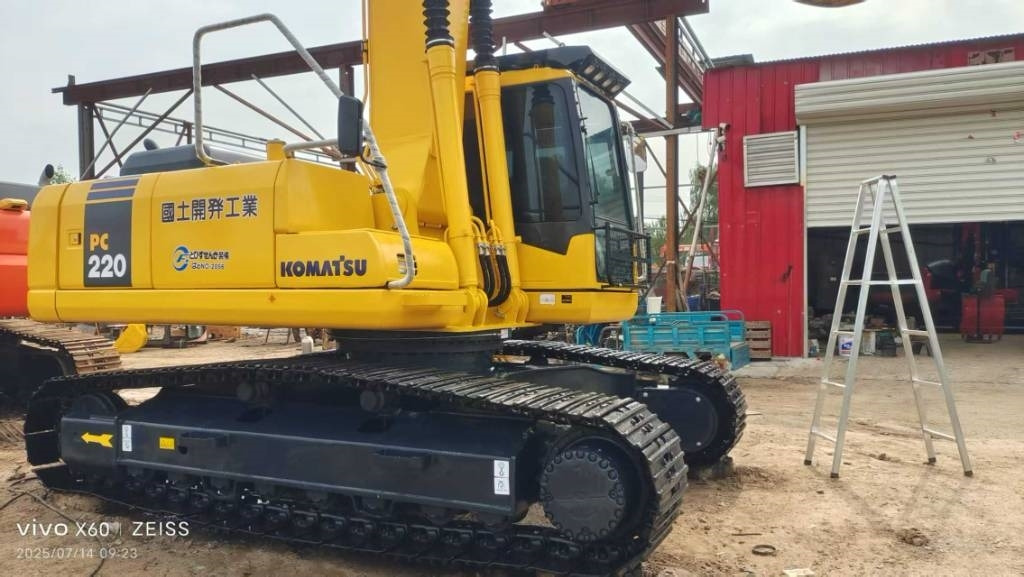 Komatsu PC 220 - Mini bager: slika 5 Komatsu PC 220 - Mini bager: slika 5