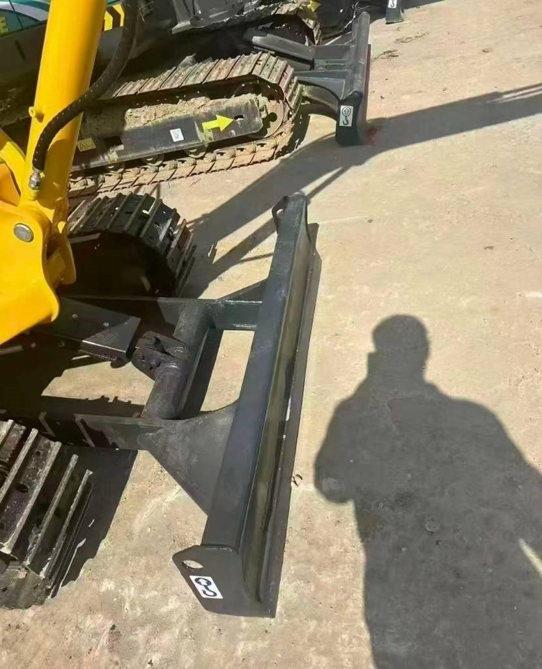 Komatsu PC 30 - Mini bager: slika 3 Komatsu PC 30 - Mini bager: slika 3