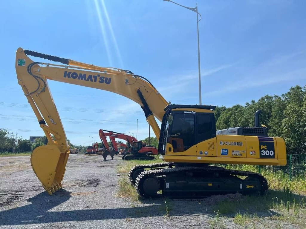 Komatsu PC 300 - Bager guseničar: slika 1 Komatsu PC 300 - Bager guseničar: slika 1