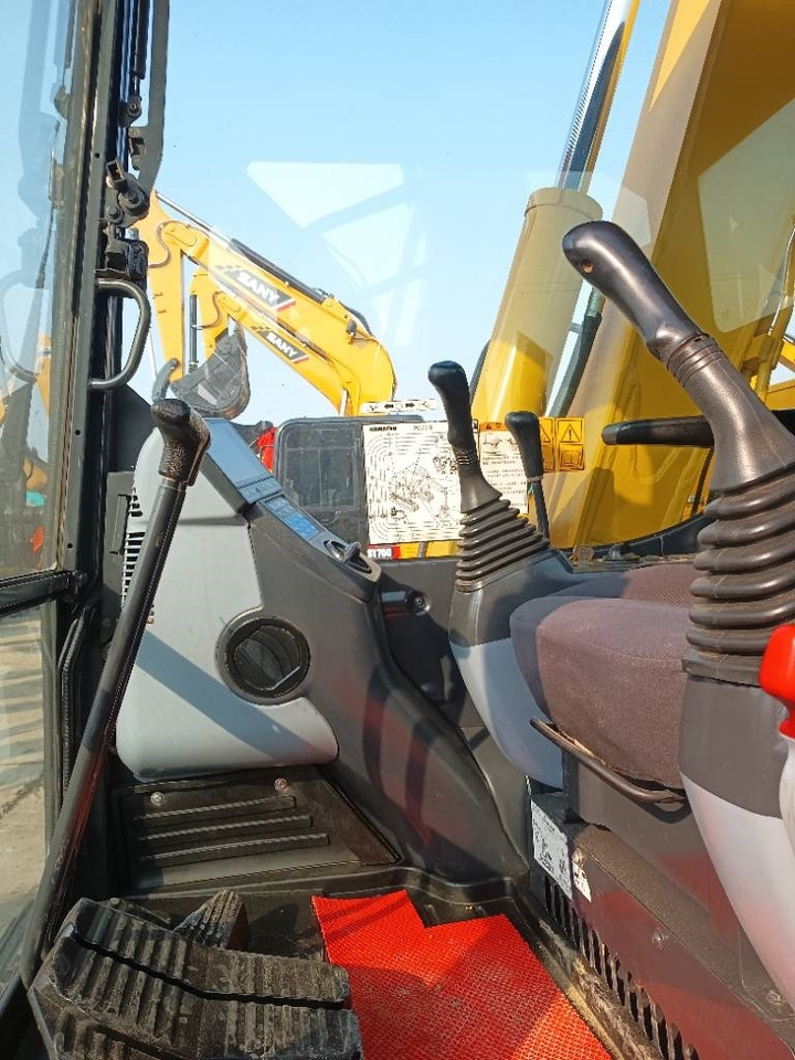 Mini bager Komatsu PC 70: slika 6