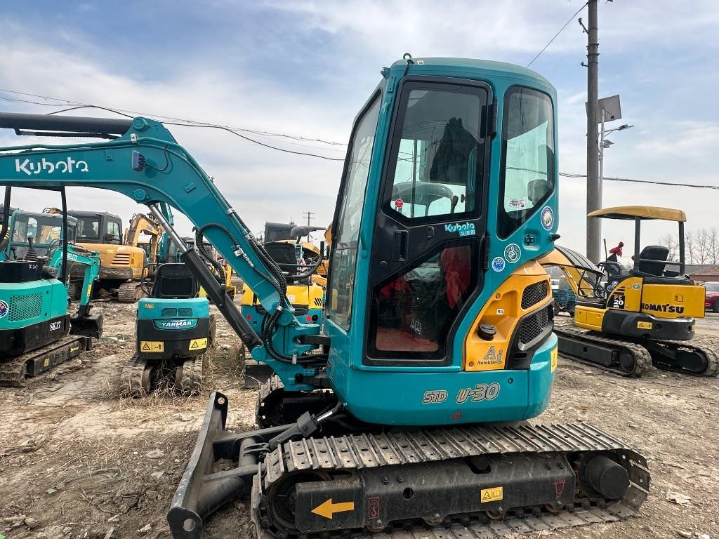 Kubota U -30 - Mini bager: slika 1 Kubota U -30 - Mini bager: slika 1