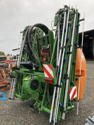 Amazone UF 1201 PREMIUM - Prskalica montirana na traktor: slika 4 Amazone UF 1201 PREMIUM - Prskalica montirana na traktor: slika 4