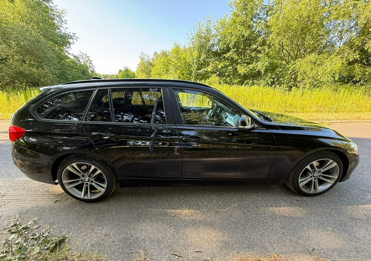 BMW SERIA 3 V (F30/F31/F34) BMW SERIA 3 318d 150KM Automat SportLine*AdaptiveLed*Navi*Półskóra*SerwisBMW* FV - Karavan: slika 5 BMW SERIA 3 V (F30/F31/F34) BMW SERIA 3 318d 150KM Automat SportLine*AdaptiveLed*Navi*Półskóra*SerwisBMW* FV - Karavan: slika 5