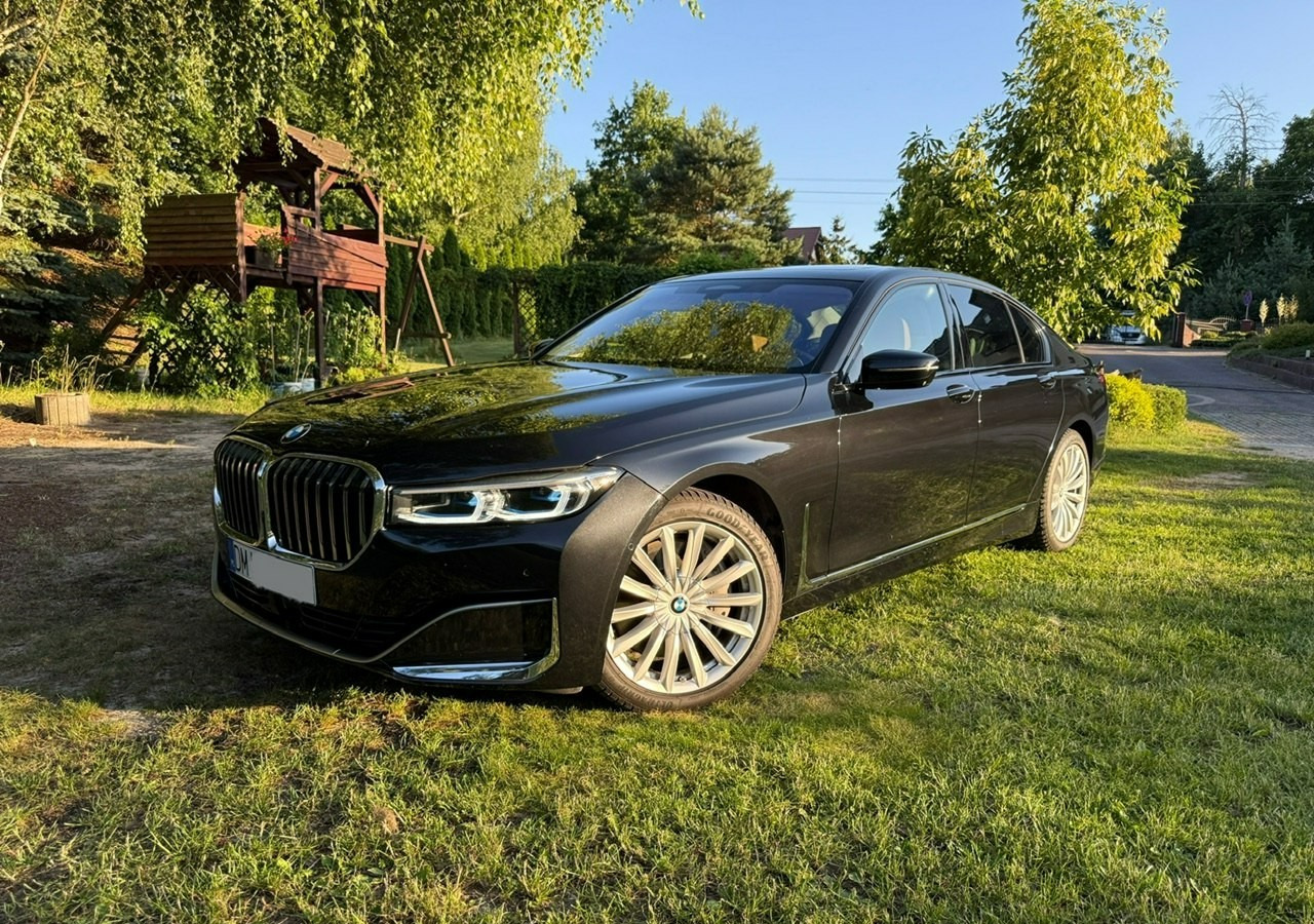 BMW SERIA 7 II (G11/G12) BMW SERIA 7 740d Xdrive 340KM Luxury+Exclusive Masaże Adaptiv Oś Lasery 2022 FV2 - Limuzina: slika 1 BMW SERIA 7 II (G11/G12) BMW SERIA 7 740d Xdrive 340KM Luxury+Exclusive Masaże Adaptiv Oś Lasery 2022 FV2 - Limuzina: slika 1