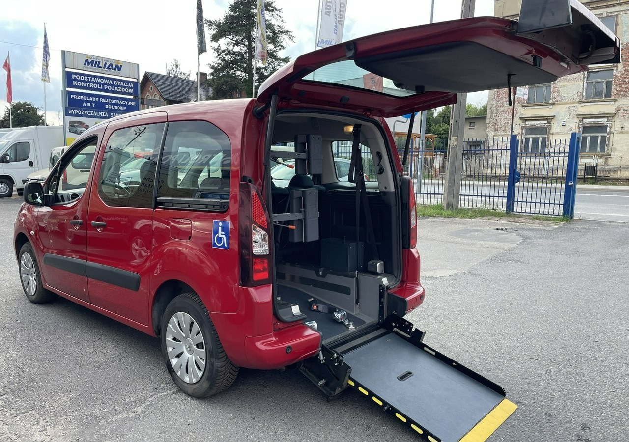Citroen Berlingo II Berlingo 1.6 do przewozu Niepełnosprawnych inwalida rampa 2018 - Automobil: slika 2 Citroen Berlingo II Berlingo 1.6 do przewozu Niepełnosprawnych inwalida rampa 2018 - Automobil: slika 2