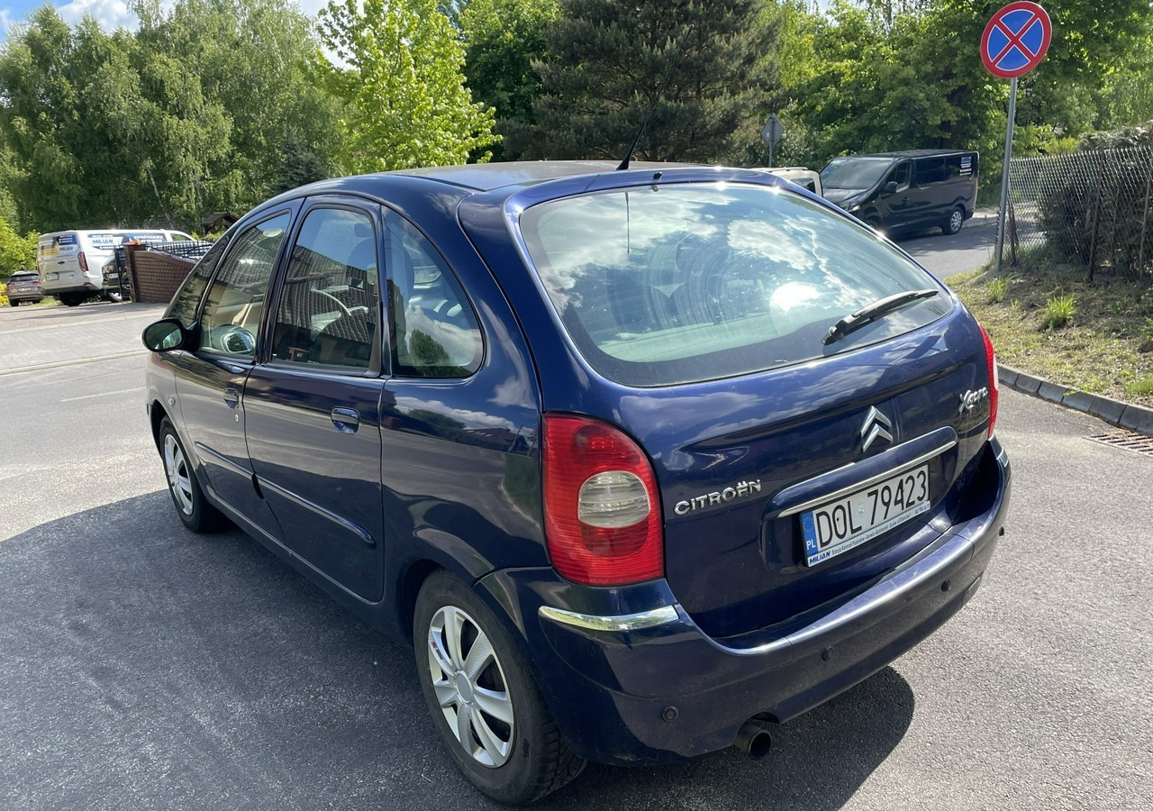 Citroen Xsara Picasso Citroen Xsara Picasso 1.6HDI-110KM Klima tempomat 2006 - Automobil: slika 4 Citroen Xsara Picasso Citroen Xsara Picasso 1.6HDI-110KM Klima tempomat 2006 - Automobil: slika 4