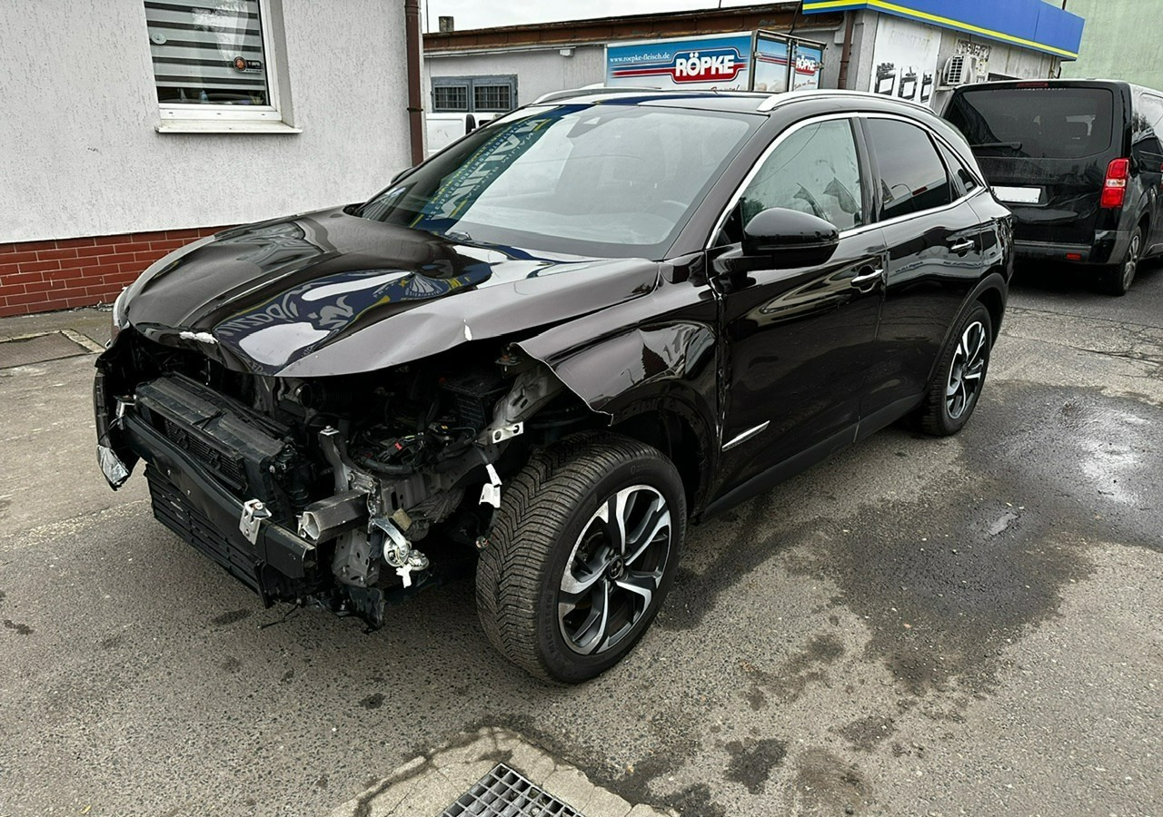 DS DS 7 DS 7 Crossback 1.6THP Automat 180KM Bogate wyposażenie 2019 - SUVSUV: slika 4 DS DS 7 DS 7 Crossback 1.6THP Automat 180KM Bogate wyposażenie 2019 - SUVSUV: slika 4
