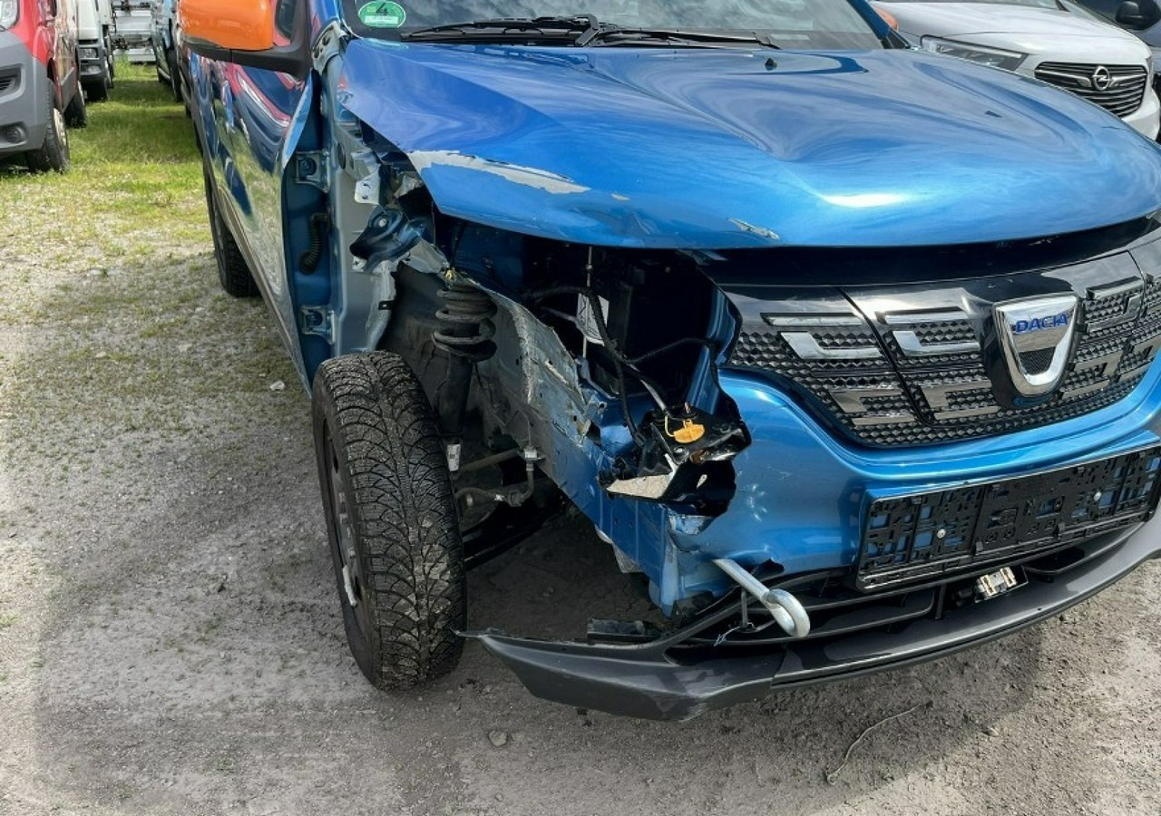 Dacia Spring Spring 45KM 100% Electric 230-315KM Zasięgu 2022 Bogate wyposażenie - Automobil: slika 3 Dacia Spring Spring 45KM 100% Electric 230-315KM Zasięgu 2022 Bogate wyposażenie - Automobil: slika 3