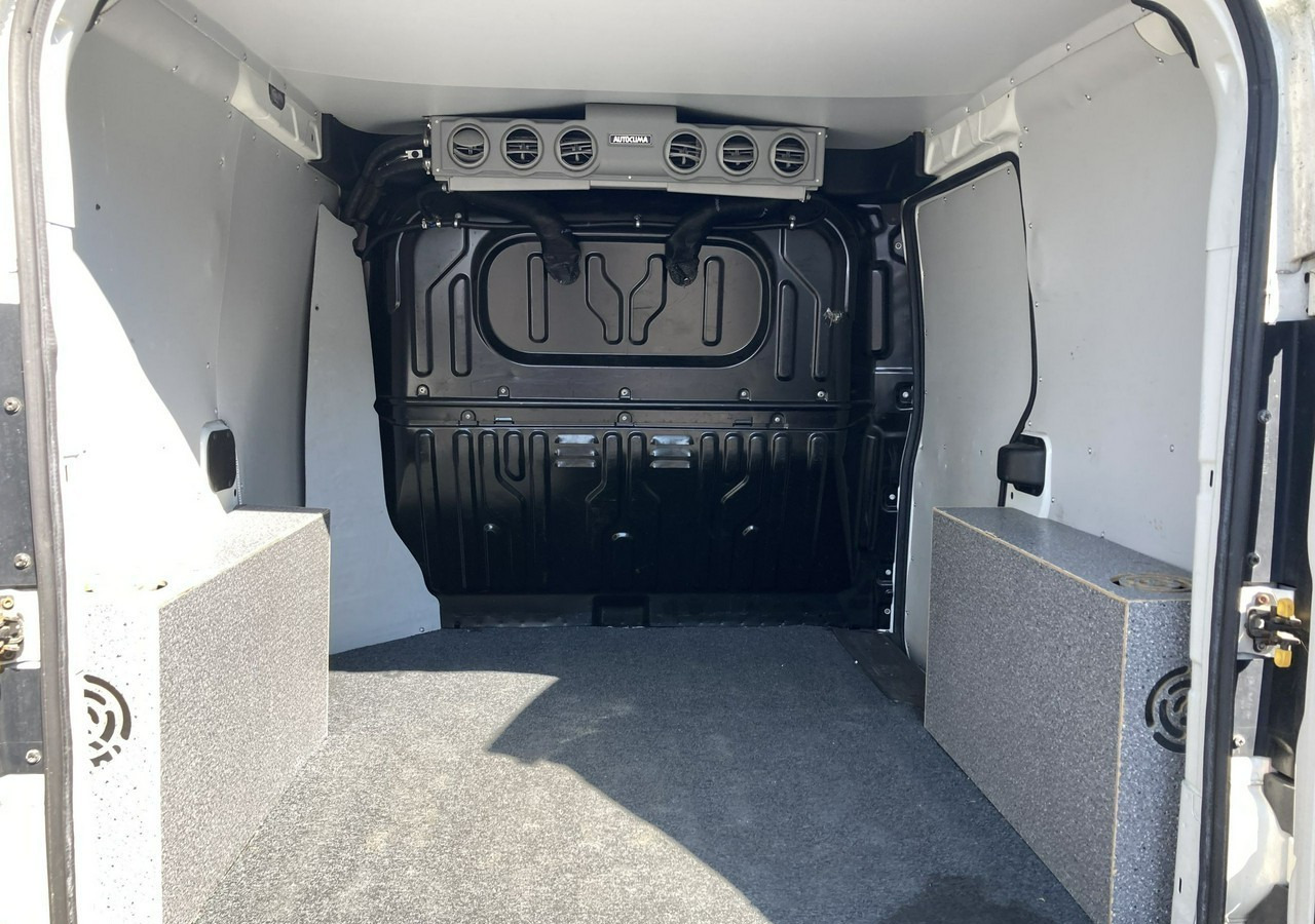 Fiat Doblo Fiat Doblo 1,3 jtd ECO Flex chłodnia do leków 2013 - Furgon: slika 2 Fiat Doblo Fiat Doblo 1,3 jtd ECO Flex chłodnia do leków 2013 - Furgon: slika 2