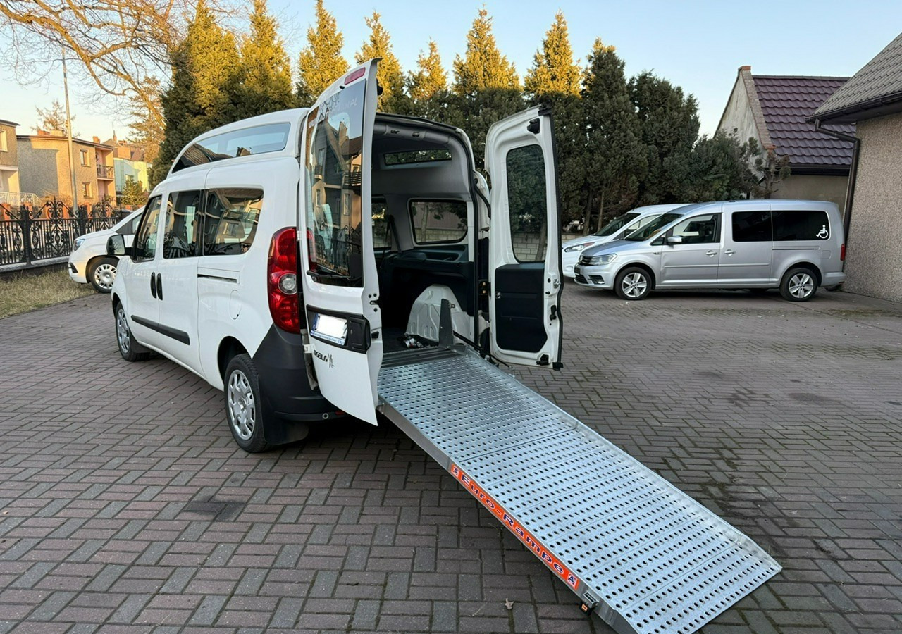 Fiat Doblo II Doblo 1.6-120KM dla Niepełnosprawnych RAMPA Inwalida Model 2020 - Automobil: slika 1 Fiat Doblo II Doblo 1.6-120KM dla Niepełnosprawnych RAMPA Inwalida Model 2020 - Automobil: slika 1