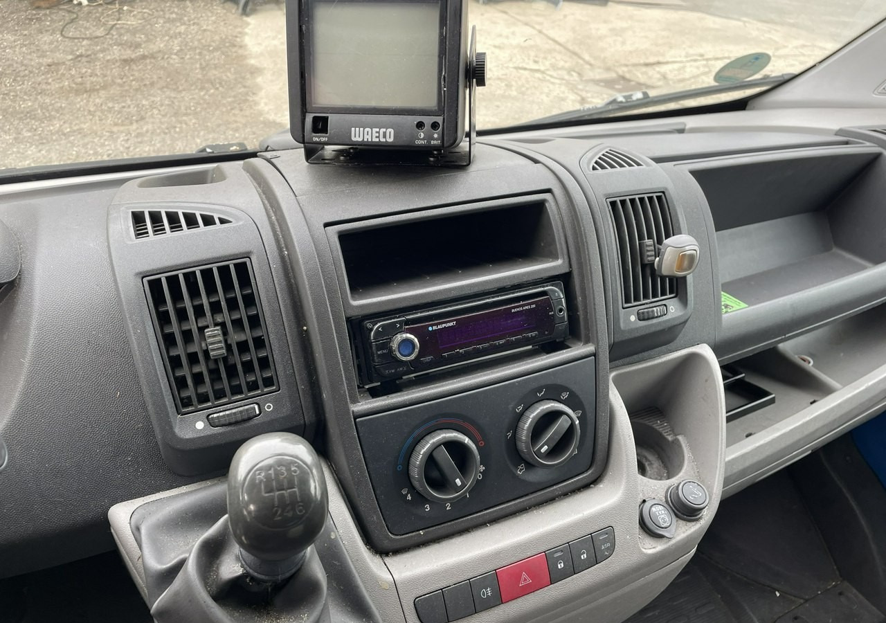 Hrana kamion Fiat Ducato Autosklep Autogrill Gastronomiczny Food Truck Foodtruck sklep bar20: slika 9 Hrana kamion Fiat Ducato Autosklep Autogrill Gastronomiczny Food Truck Foodtruck sklep bar20: slika 9