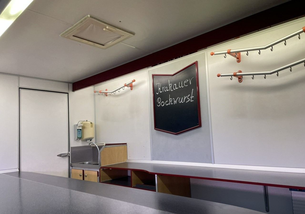 Fiat Ducato Autosklep Wędlin Gastronomiczny food truck foodtruck sklep Borco 200 - Hrana kamion: slika 2 Fiat Ducato Autosklep Wędlin Gastronomiczny food truck foodtruck sklep Borco 200 - Hrana kamion: slika 2