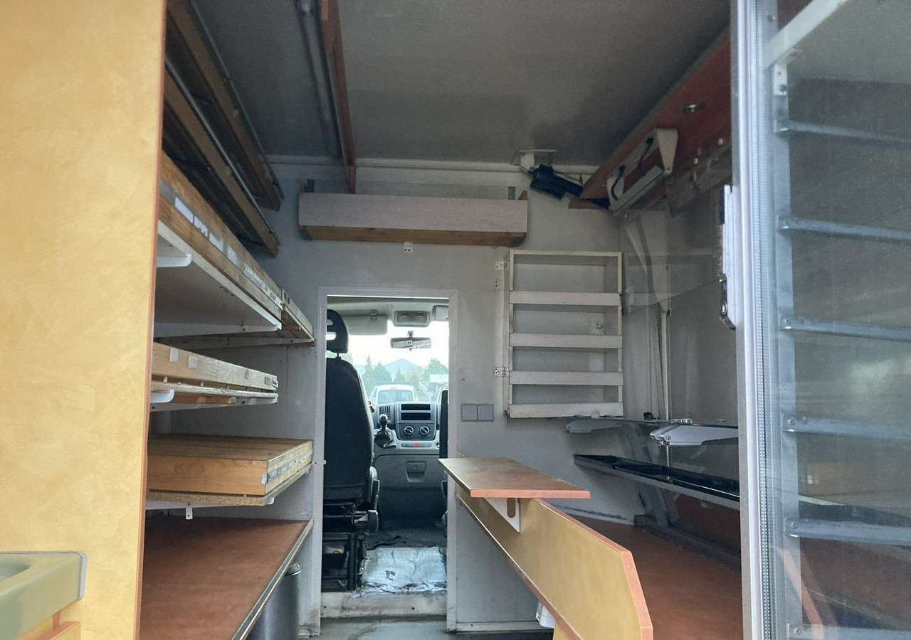 Fiat Ducato Autosklep pieczywa sklep Bar Gastronomiczny Food Truck Foodtruck 200 - Hrana kamion: slika 2 Fiat Ducato Autosklep pieczywa sklep Bar Gastronomiczny Food Truck Foodtruck 200 - Hrana kamion: slika 2