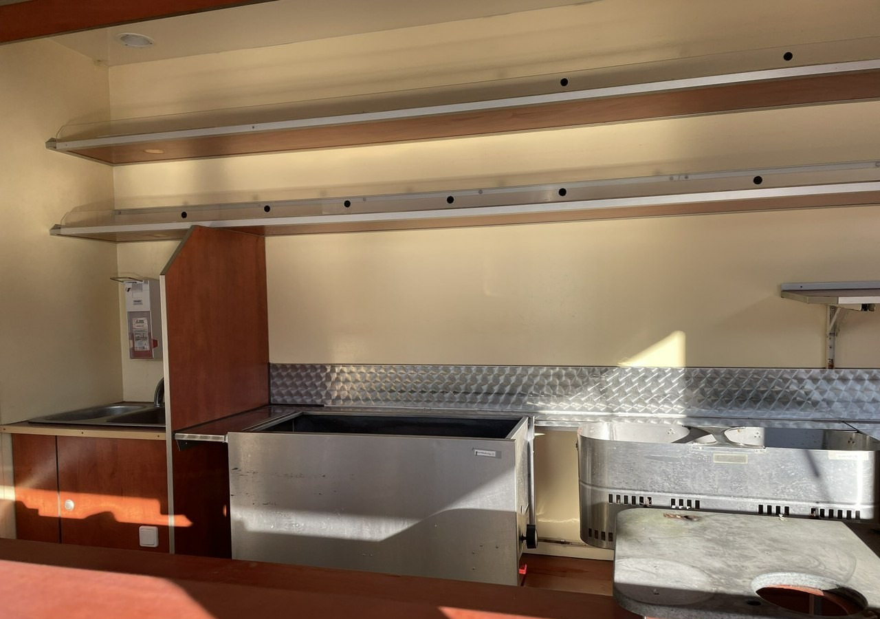 Fiat Ducato Autosklep wędlin Gastronomiczna food truck foodtruck sklep 118tkm 20 - Hrana kamion: slika 5 Fiat Ducato Autosklep wędlin Gastronomiczna food truck foodtruck sklep 118tkm 20 - Hrana kamion: slika 5