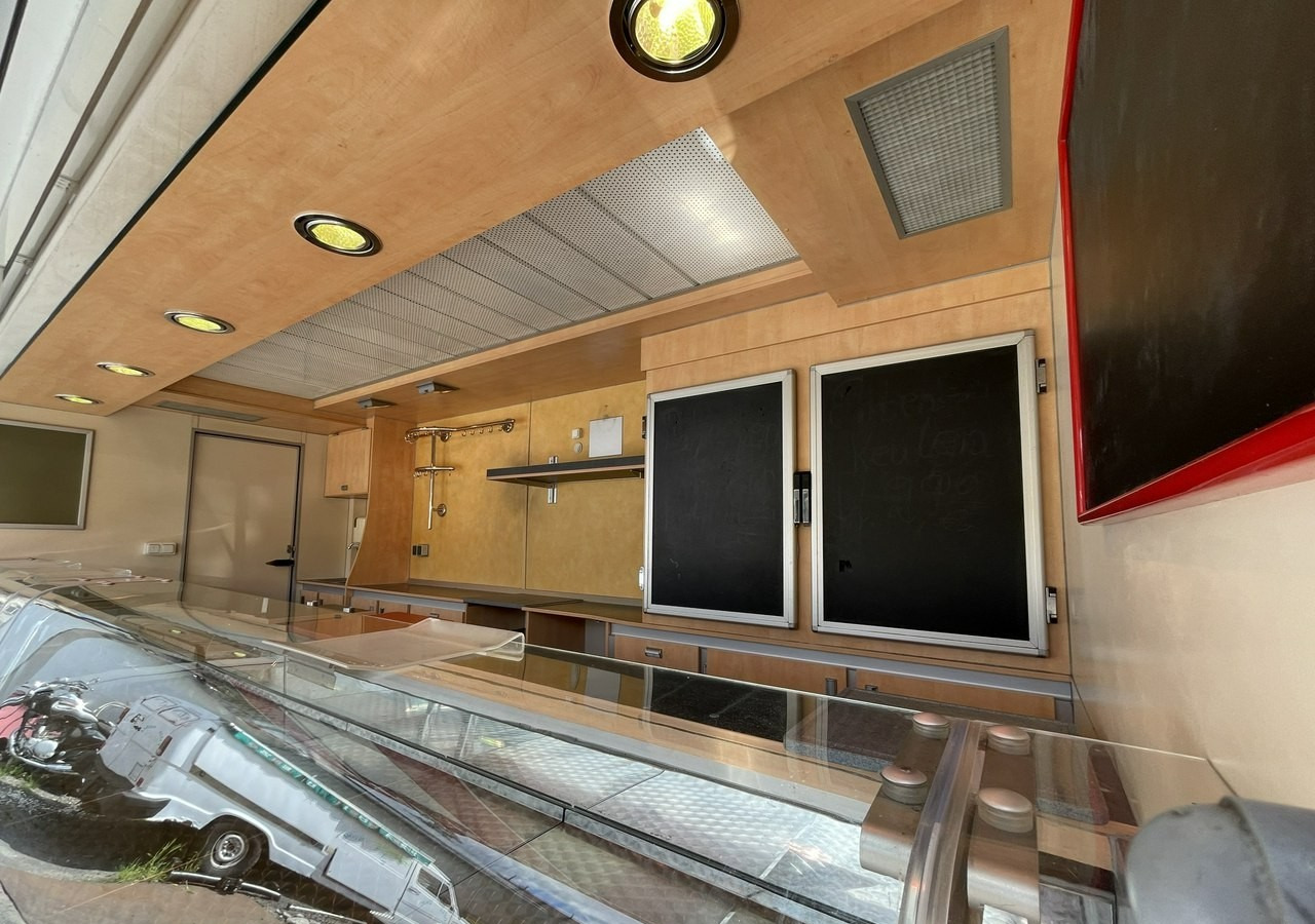 Fiat Ducato Autosklep wędlin Gastronomiczny Food Truck Foodtruck Sklep Borco - Hrana kamion: slika 4 Fiat Ducato Autosklep wędlin Gastronomiczny Food Truck Foodtruck Sklep Borco - Hrana kamion: slika 4