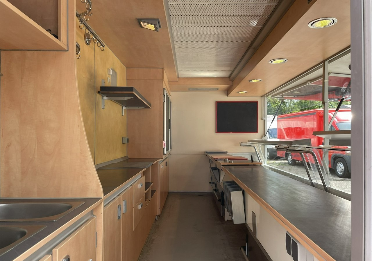 Fiat Ducato Autosklep wędlin Gastronomiczny Food Truck Foodtruck Sklep Borco - Hrana kamion: slika 2 Fiat Ducato Autosklep wędlin Gastronomiczny Food Truck Foodtruck Sklep Borco - Hrana kamion: slika 2