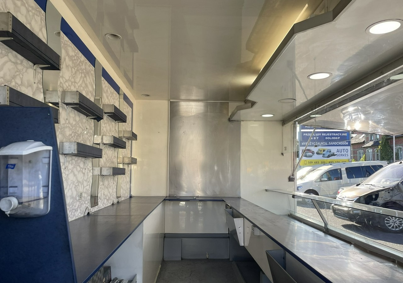 Fiat Ducato Autosklep wędlin Ryb Gastronomiczny Food Truck Foodtruck Sklep 2006 - Hrana kamion: slika 4 Fiat Ducato Autosklep wędlin Ryb Gastronomiczny Food Truck Foodtruck Sklep 2006 - Hrana kamion: slika 4
