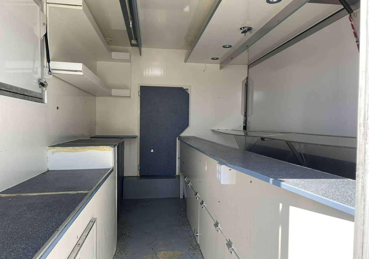 Fiat Ducato Ducato Autosklep wędlin Gastronomiczny Food Truck Foodtruck Sklep 20 - Hrana kamion: slika 2 Fiat Ducato Ducato Autosklep wędlin Gastronomiczny Food Truck Foodtruck Sklep 20 - Hrana kamion: slika 2