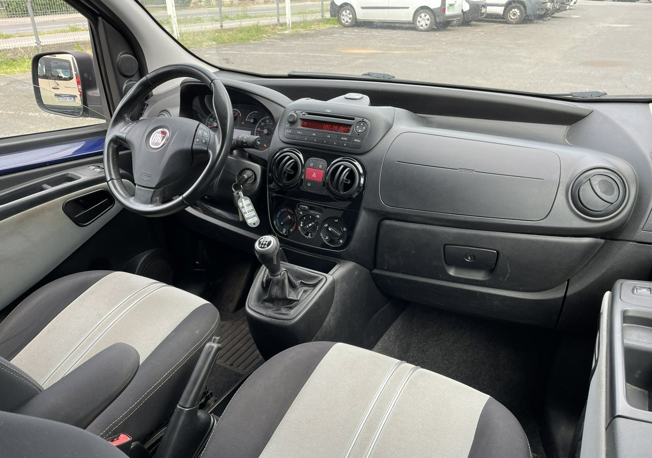 Fiat Qubo Fiat Qubo 1.3-95KM Klima 2013 - Automobil: slika 4 Fiat Qubo Fiat Qubo 1.3-95KM Klima 2013 - Automobil: slika 4
