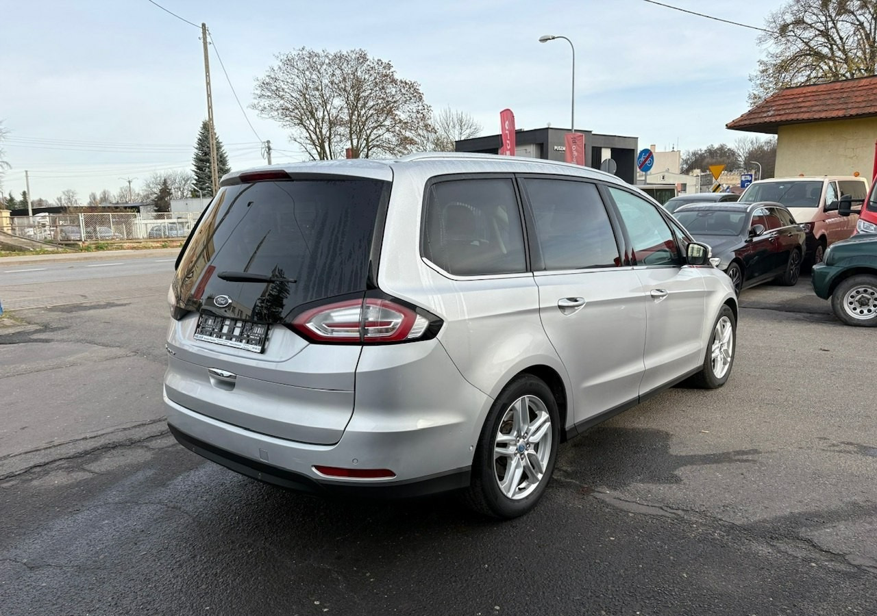 Ford Galaxy V 2.0Tdci 180KM Automat Titanium+ 7osobowy Navi LED Asystent Nagłośnie - Automobil: slika 5 Ford Galaxy V 2.0Tdci 180KM Automat Titanium+ 7osobowy Navi LED Asystent Nagłośnie - Automobil: slika 5
