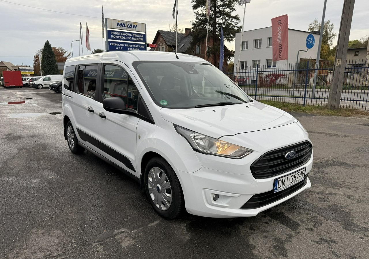 Ford Tourneo Connect II Connect dla niepełnosprawnych Rampa Inwalida PFRON Model 2021 - Karavan: slika 5 Ford Tourneo Connect II Connect dla niepełnosprawnych Rampa Inwalida PFRON Model 2021 - Karavan: slika 5
