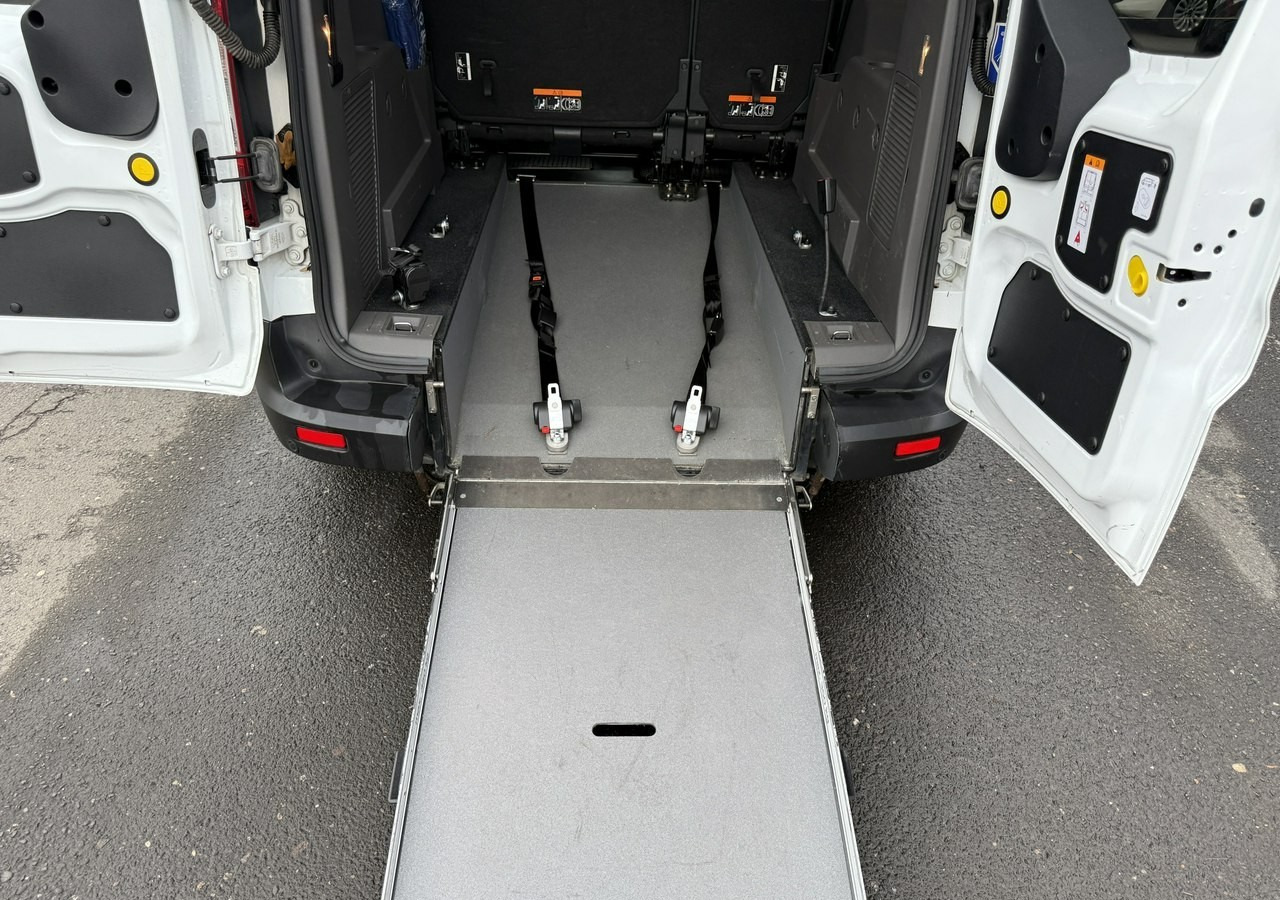 Ford Tourneo Connect II Connect dla niepełnosprawnych Rampa Inwalida PFRON Model 2021 - Karavan: slika 3 Ford Tourneo Connect II Connect dla niepełnosprawnych Rampa Inwalida PFRON Model 2021 - Karavan: slika 3