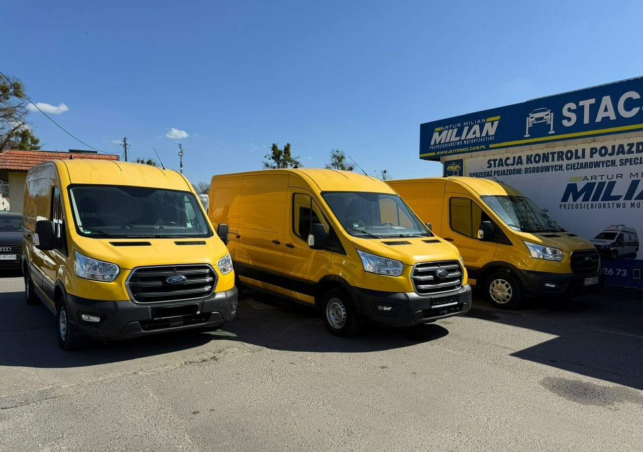 Ford Transit Ford Transit Klima Panel Kamera 167tkm Model 2022 - Furgon: slika 1 Ford Transit Ford Transit Klima Panel Kamera 167tkm Model 2022 - Furgon: slika 1