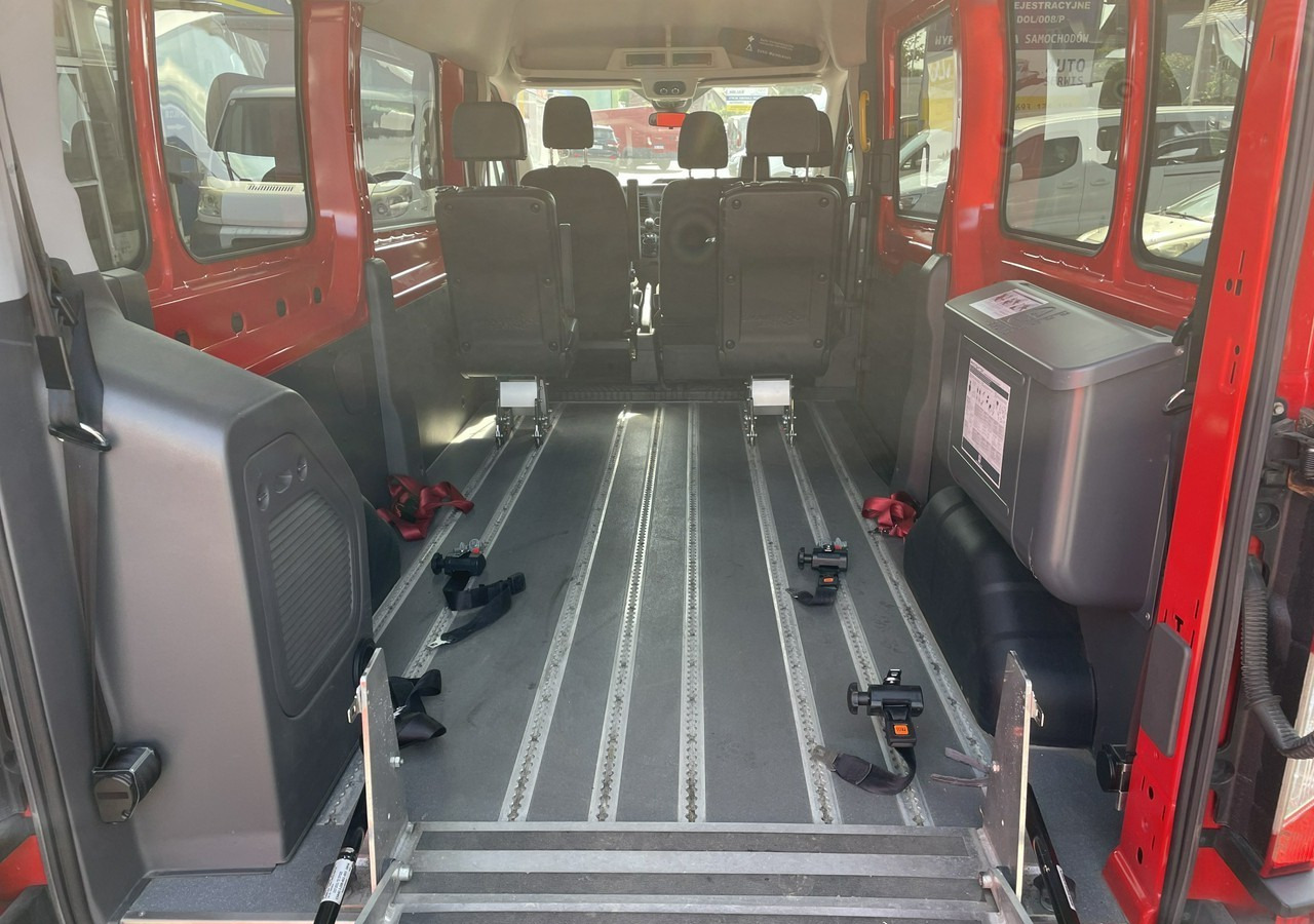 Ford Transit VIII Transit przewozu Niepełnosprawnych 2 wózki inwalida rampa 2021 PFRON - Automobil: slika 3 Ford Transit VIII Transit przewozu Niepełnosprawnych 2 wózki inwalida rampa 2021 PFRON - Automobil: slika 3