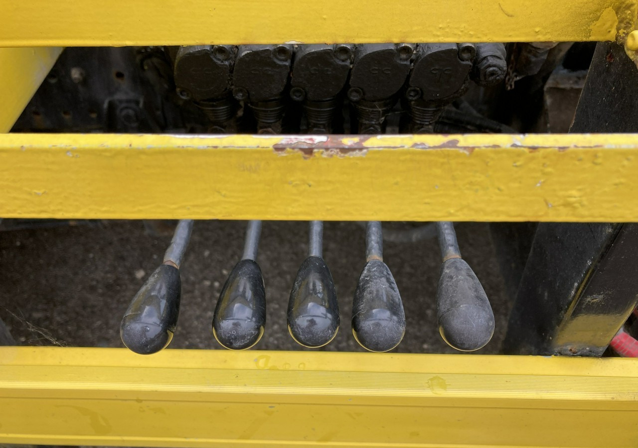 Kamion za utovaranje kontejnera Inna Inny PFAU Canter Fuso Bramowiec do wywozu kontenerów Klina 2009: slika 13