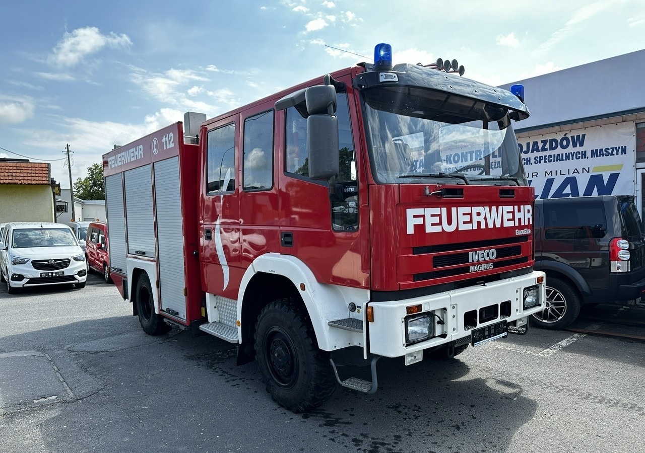 Iveco Inny Iveco Iveco Magirus FF95E Straż Pożarna Gaśnicza 4X4 Metz 96 jak Nowa - Vatrogasni kamion: slika 2 Iveco Inny Iveco Iveco Magirus FF95E Straż Pożarna Gaśnicza 4X4 Metz 96 jak Nowa - Vatrogasni kamion: slika 2