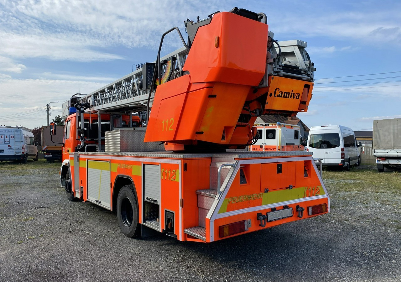 MAN Inny MAN MAN 15,264 Straż pożarna drabina Strażacka zwyżka 30metrów 1999 - Vatrogasni kamion: slika 4 MAN Inny MAN MAN 15,264 Straż pożarna drabina Strażacka zwyżka 30metrów 1999 - Vatrogasni kamion: slika 4