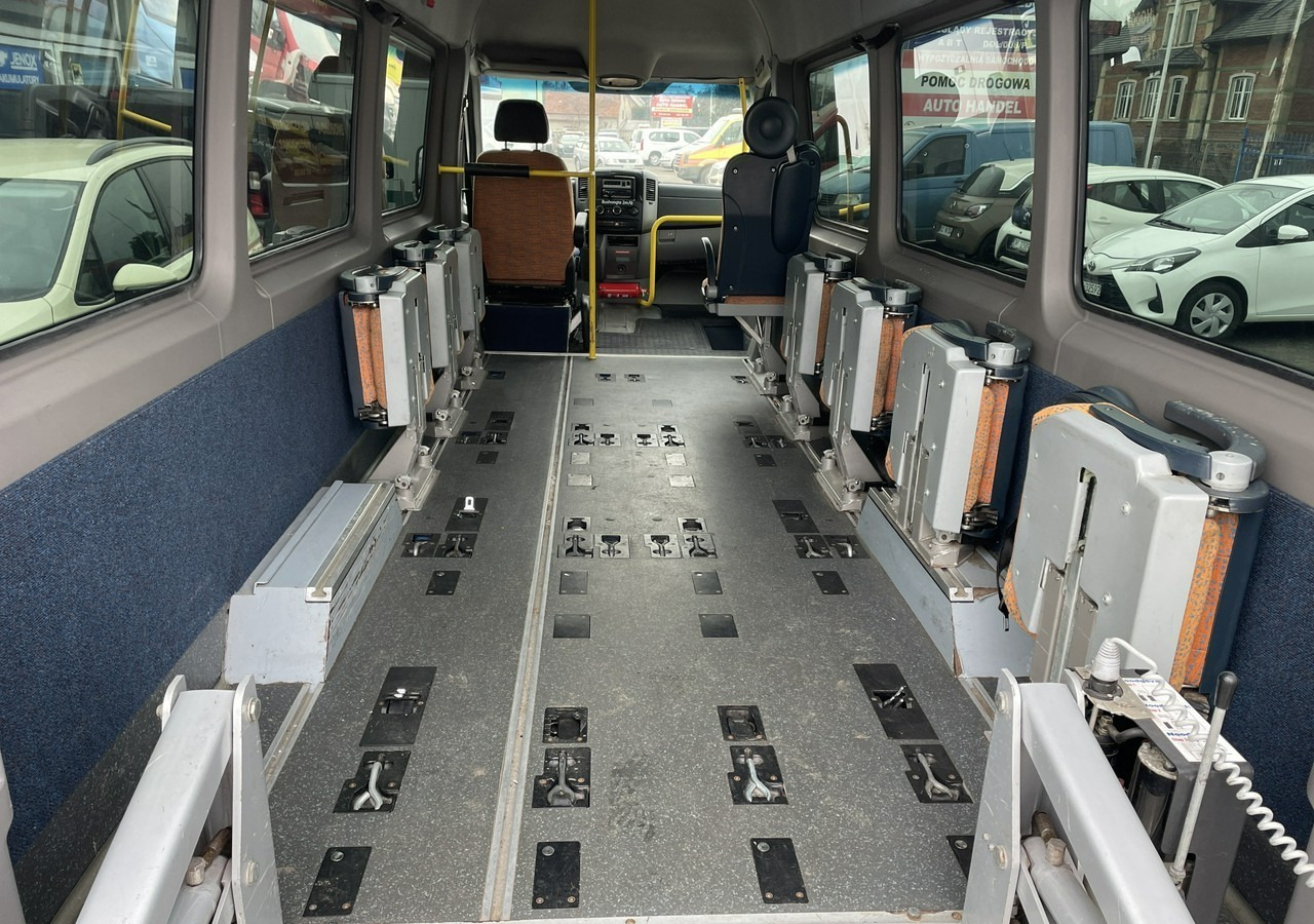 Mercedes-Benz Sprinter 906 Sprinter Maxi przewozu niepełnosprawnych Rampa inwalida Flex 3-wózki - Automobil: slika 4 Mercedes-Benz Sprinter 906 Sprinter Maxi przewozu niepełnosprawnych Rampa inwalida Flex 3-wózki - Automobil: slika 4