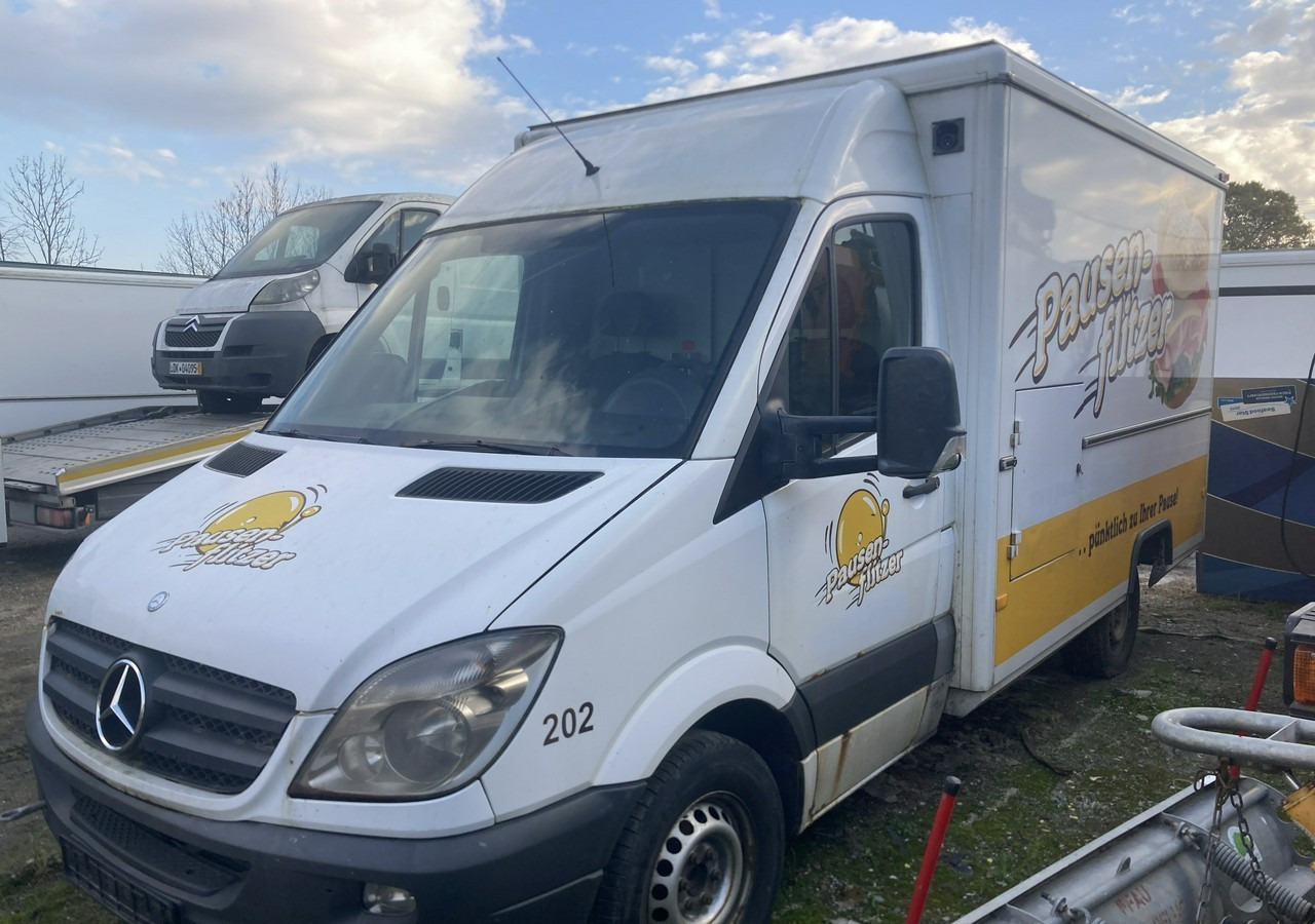 Mercedes-Benz Sprinter Autosklep Gastronomiczny Food Truck Foodtruck sklep bar 2009 Borco - Hrana kamion: slika 4 Mercedes-Benz Sprinter Autosklep Gastronomiczny Food Truck Foodtruck sklep bar 2009 Borco - Hrana kamion: slika 4