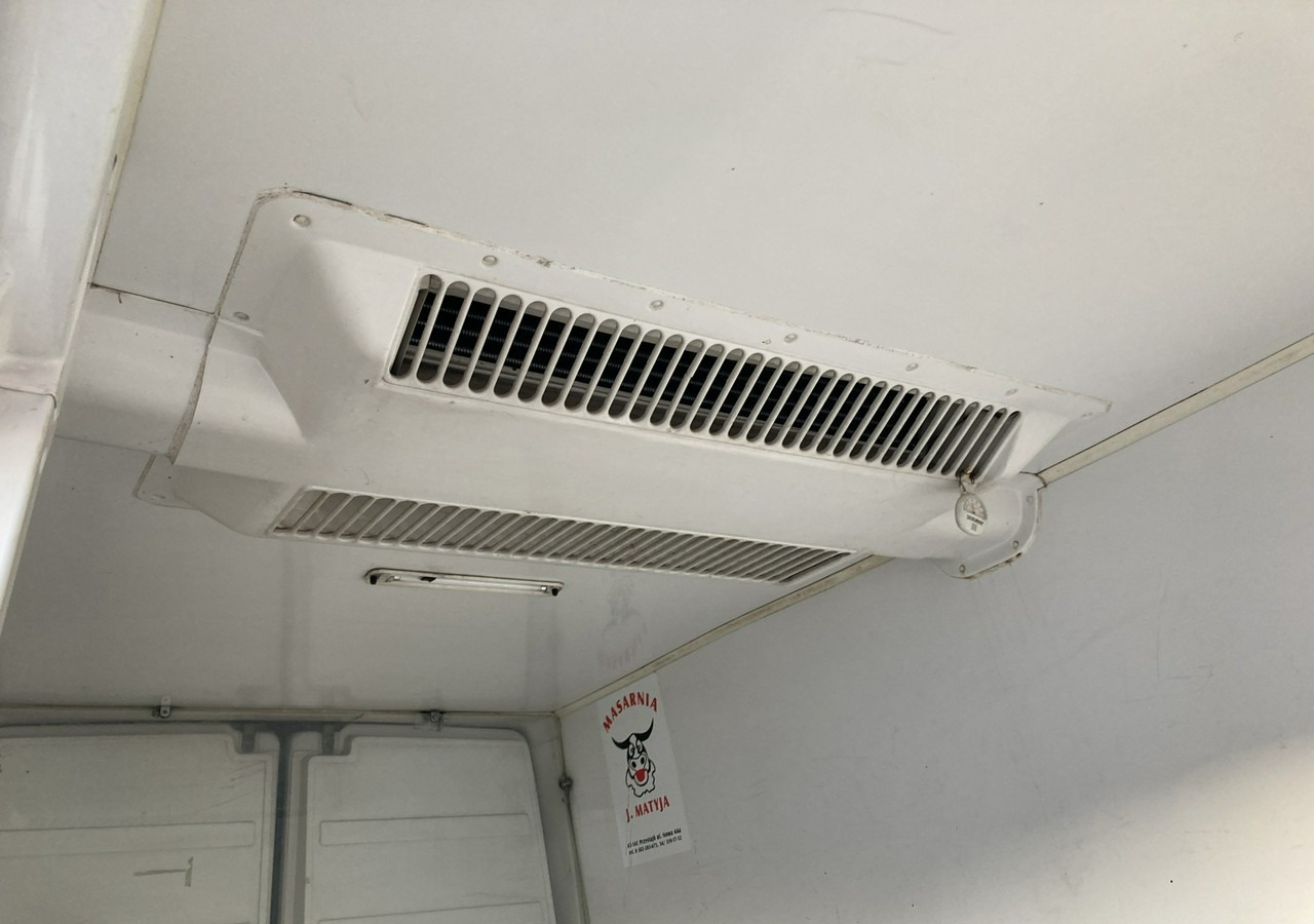 Mercedes-Benz Sprinter Sprinter 313 CDI Chłodnia -Mrożnia Kesstner - Dostavno vozilo hladnjača: slika 3 Mercedes-Benz Sprinter Sprinter 313 CDI Chłodnia -Mrożnia Kesstner - Dostavno vozilo hladnjača: slika 3