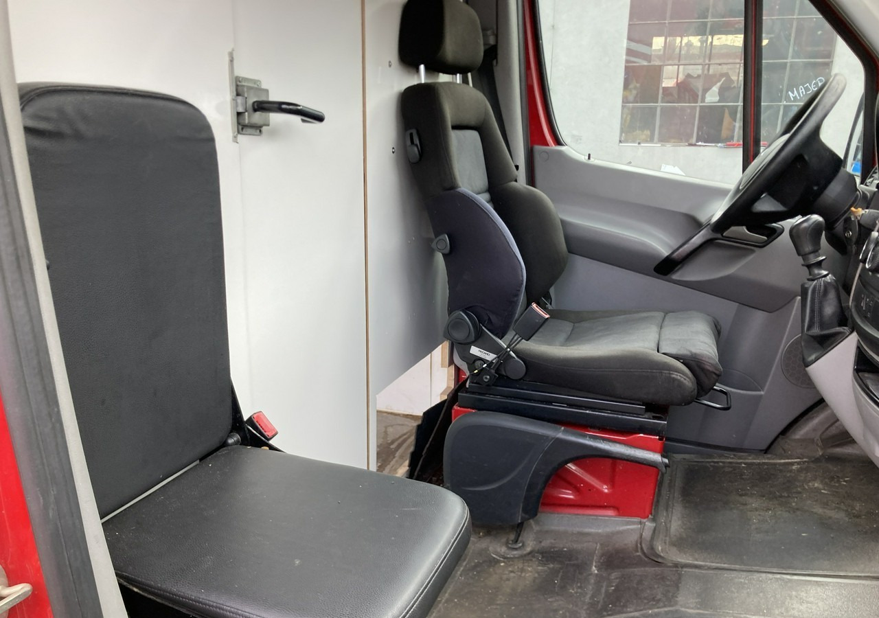 Mercedes-Benz Sprinter Sprinter Autosklep sklep bar Gastronomiczny Food Truck Foodtruck 201 Mercedes-Benz Sprinter Sprinter Autosklep sklep bar Gastronomiczny Food Truck Foodtruck 201: slika 15