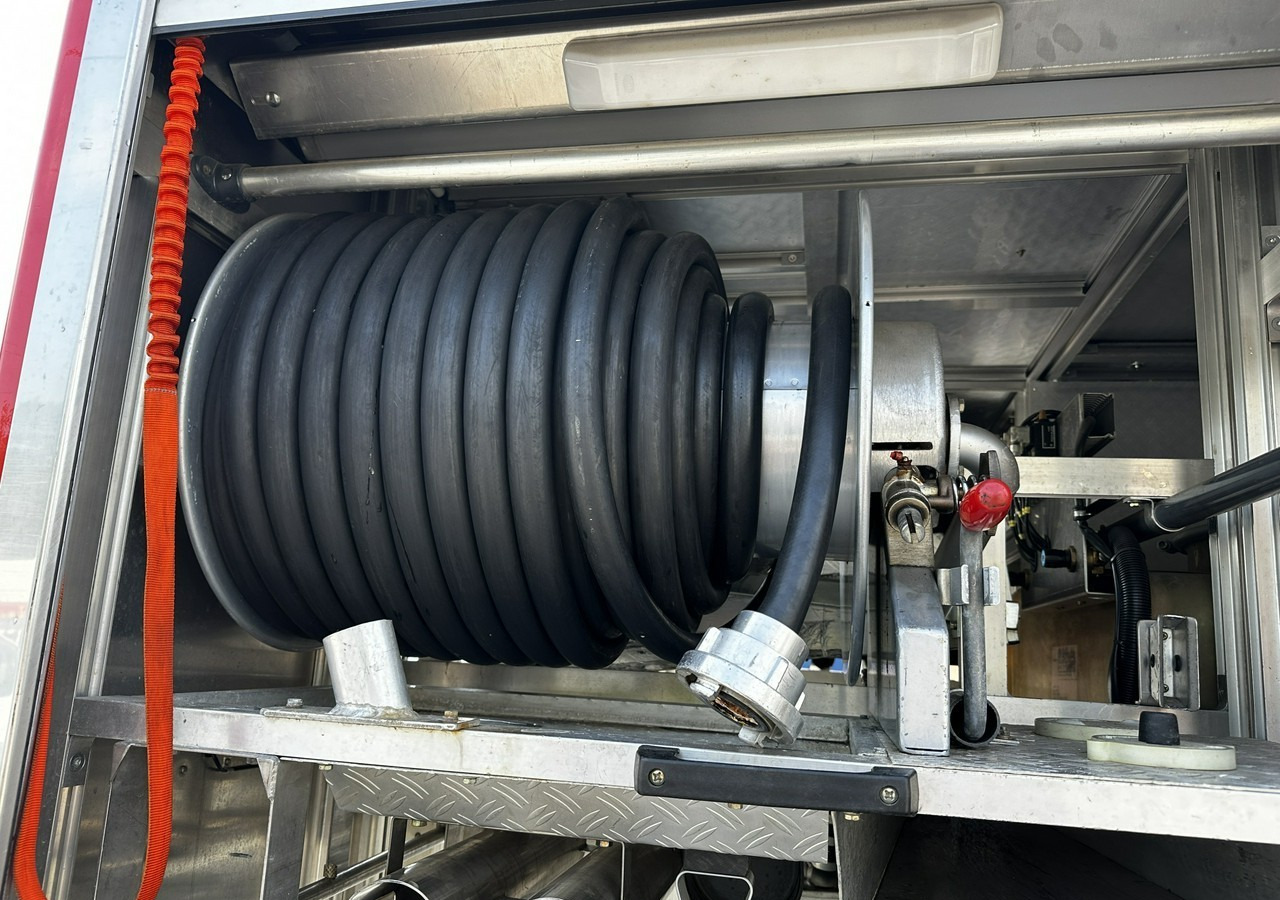 Oferta - Vatrogasni kamion: slika 4 Oferta - Vatrogasni kamion: slika 4