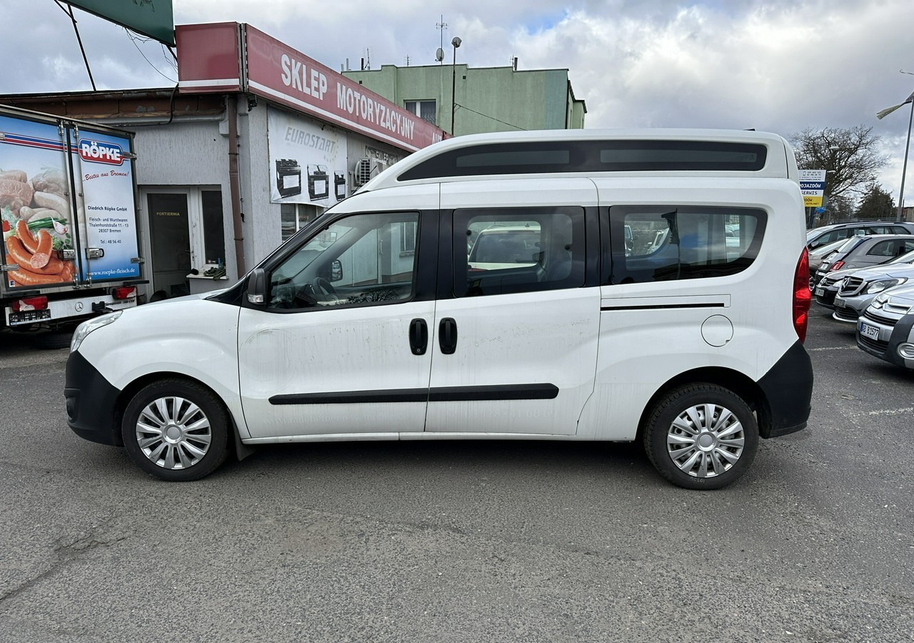 Opel Combo III 2.0CDTI Maxi Panorama Klima Kamera Webasto 2016 - Automobil: slika 5 Opel Combo III 2.0CDTI Maxi Panorama Klima Kamera Webasto 2016 - Automobil: slika 5
