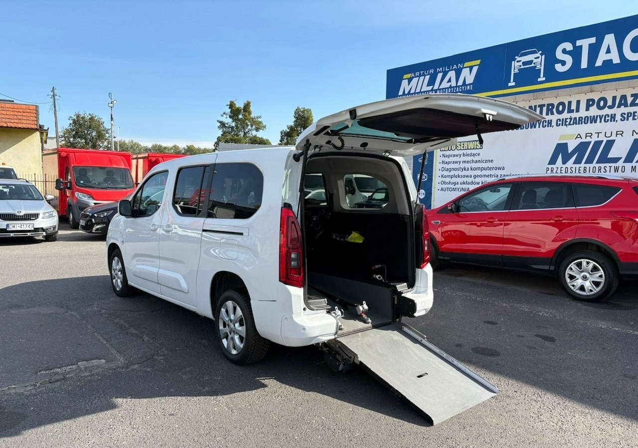 Opel Combo IV Combo Life Opel ComboLife Niepełnosprawnych inwalida rampa Bogate wy - Karavan: slika 2 Opel Combo IV Combo Life Opel ComboLife Niepełnosprawnych inwalida rampa Bogate wy - Karavan: slika 2