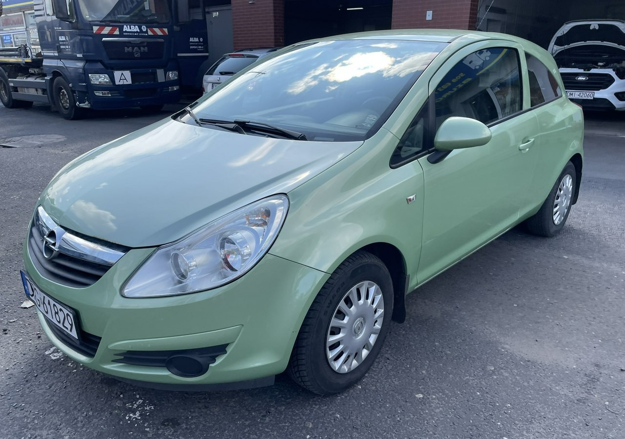 Opel Corsa D Opel Corsa 1,2-16V Klima Salon PL Bagażnik na Rowery Model 2010 - Hečbek: slika 1 Opel Corsa D Opel Corsa 1,2-16V Klima Salon PL Bagażnik na Rowery Model 2010 - Hečbek: slika 1