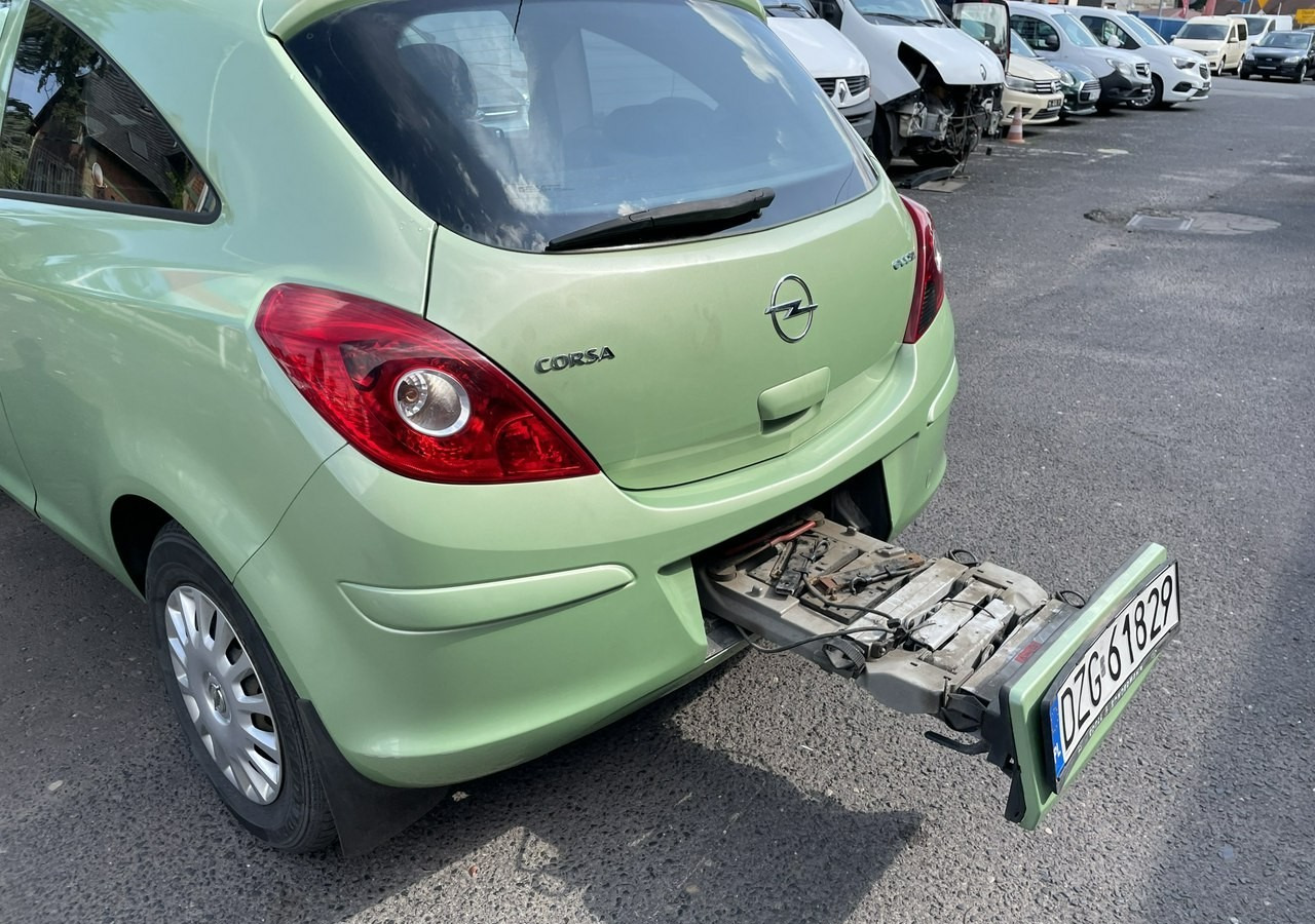 Opel Corsa D Opel Corsa 1,2-16V Klima Salon PL Bagażnik na Rowery Model 2010 - Hečbek: slika 2 Opel Corsa D Opel Corsa 1,2-16V Klima Salon PL Bagażnik na Rowery Model 2010 - Hečbek: slika 2