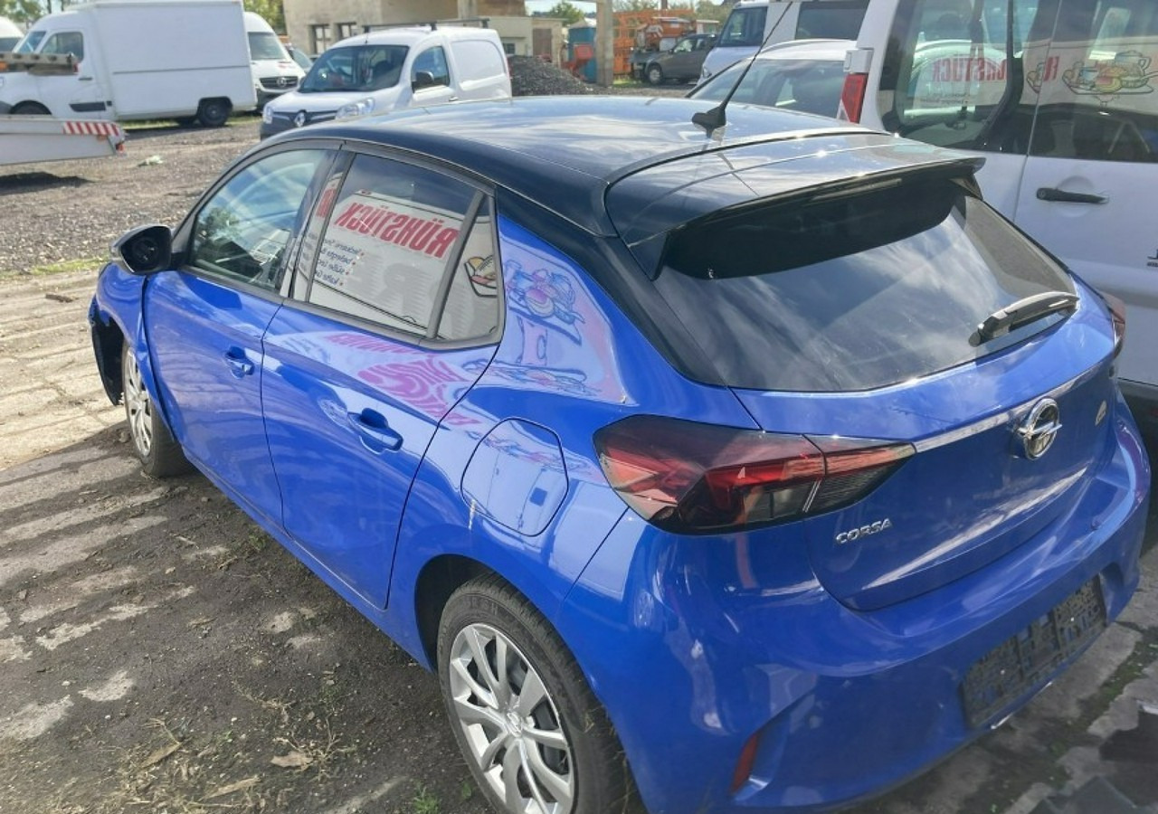 Opel Corsa F 1.2 Ecotec 102KM Klima Navi Kamera 2022 - Hečbek: slika 3 Opel Corsa F 1.2 Ecotec 102KM Klima Navi Kamera 2022 - Hečbek: slika 3