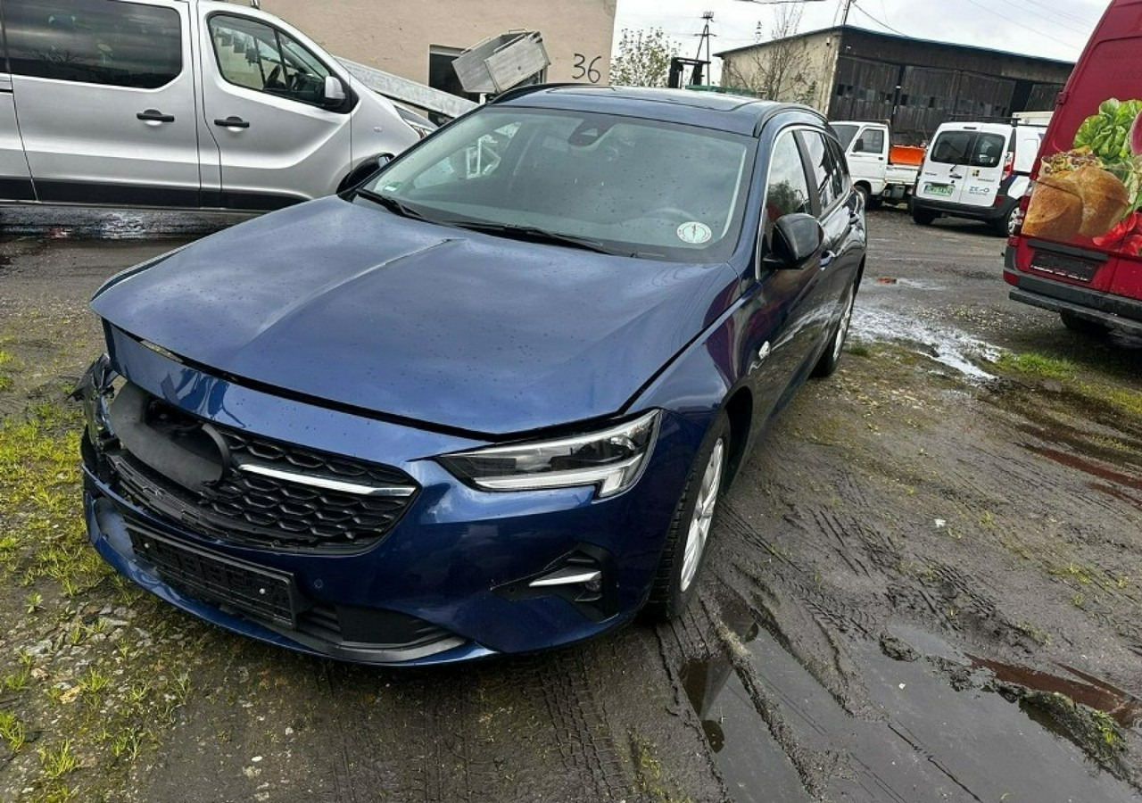 Opel Insignia II Country Tourer 1.5 CDTI 122KM Automat FullLed Panorama Klimatronik 2021 - Automobil: slika 2 Opel Insignia II Country Tourer 1.5 CDTI 122KM Automat FullLed Panorama Klimatronik 2021 - Automobil: slika 2