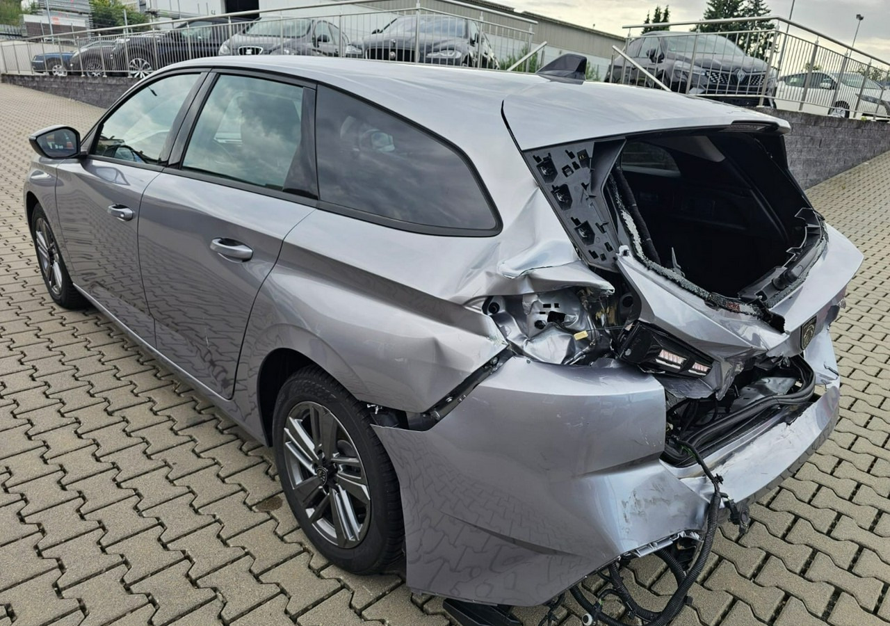 Peugeot 308 II Peugeot 308 Bogate wyposażenie Model 2025 - Karavan: slika 5 Peugeot 308 II Peugeot 308 Bogate wyposażenie Model 2025 - Karavan: slika 5
