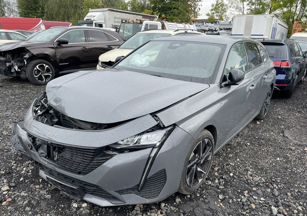 Peugeot 308 P5 Peugeot 308 1.5-131KM BlueHDi Allure Pack S&S EAT8 Salon PL 2024 - Karavan: slika 2 Peugeot 308 P5 Peugeot 308 1.5-131KM BlueHDi Allure Pack S&S EAT8 Salon PL 2024 - Karavan: slika 2