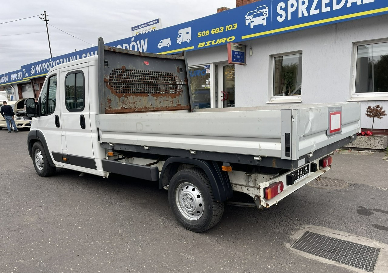 Peugeot Boxer Peugeot Boxer 2.0-130KM klima dokka Brygadówka doka 122tkm 2018 - Dostavno vozilo sa otvorenom sandukom, Dostavno vozilo sa duplom kabinom: slika 1 Peugeot Boxer Peugeot Boxer 2.0-130KM klima dokka Brygadówka doka 122tkm 2018 - Dostavno vozilo sa otvorenom sandukom, Dostavno vozilo sa duplom kabinom: slika 1