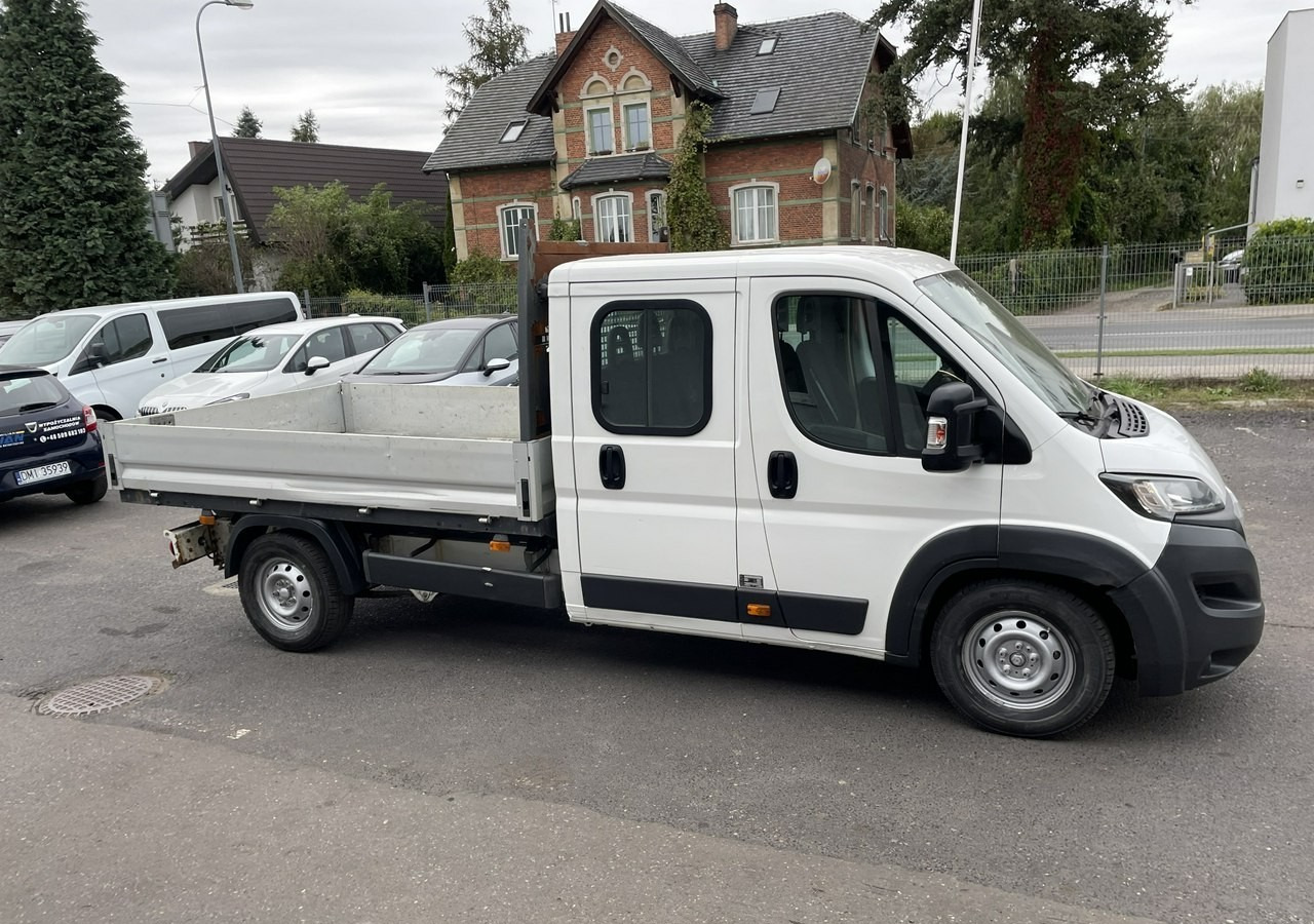 Peugeot Boxer Peugeot Boxer 2.0-130KM klima dokka Brygadówka doka 122tkm 2018 - Dostavno vozilo sa otvorenom sandukom, Dostavno vozilo sa duplom kabinom: slika 2 Peugeot Boxer Peugeot Boxer 2.0-130KM klima dokka Brygadówka doka 122tkm 2018 - Dostavno vozilo sa otvorenom sandukom, Dostavno vozilo sa duplom kabinom: slika 2